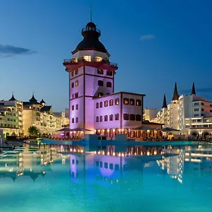 Titanic Mardan Palace Antalya